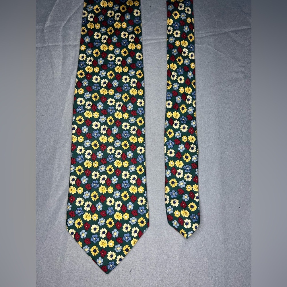Men’s Brooks Brothers Green Blue Yellow Blue Floral Designer Regular Silk Tie - Picture 2 of 3